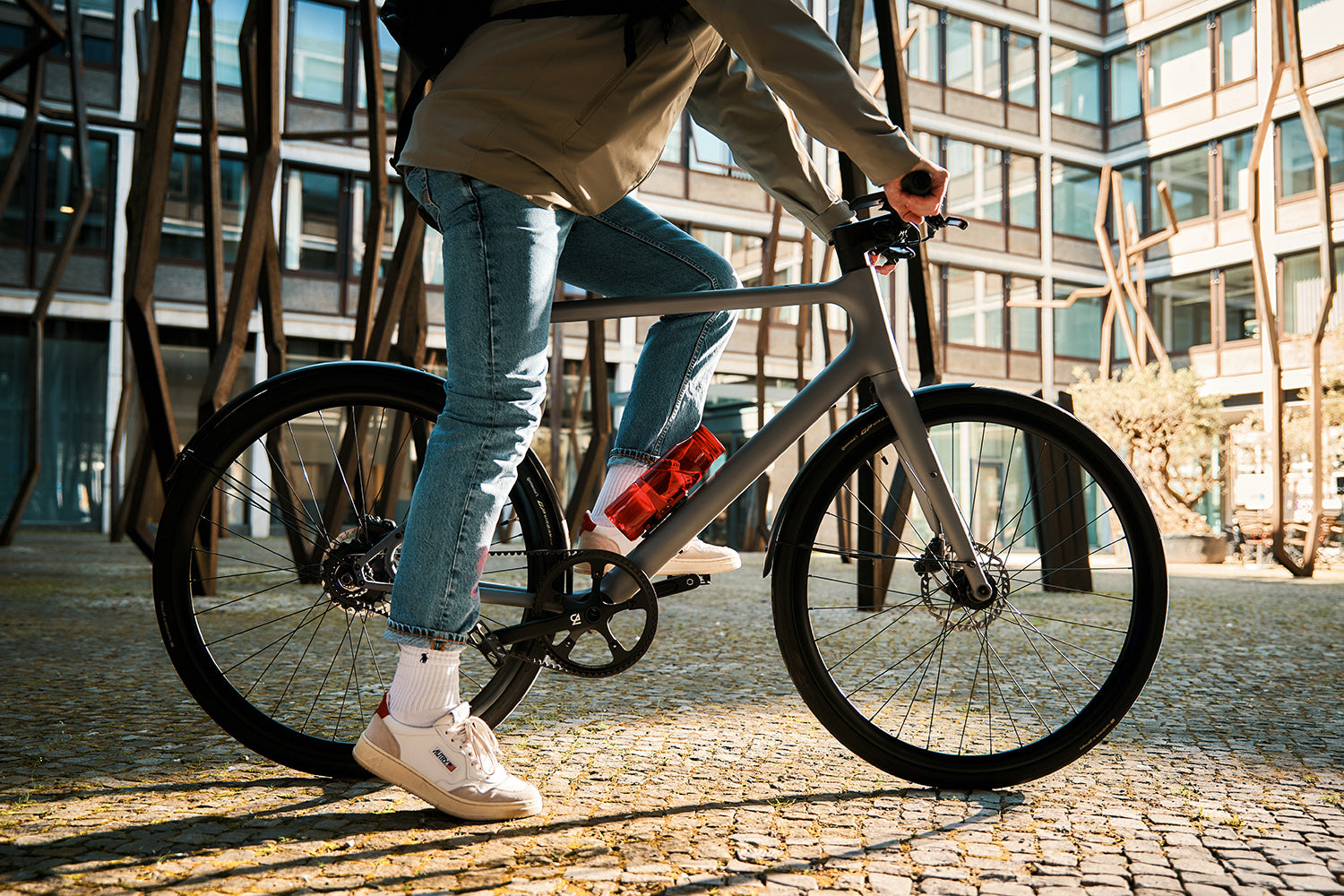 TWIST Bottle 700 Life + Bike Base